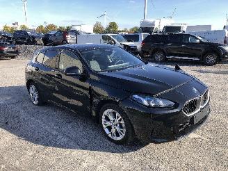 krockskadad bil auto BMW 1-serie 116 i   2026/2