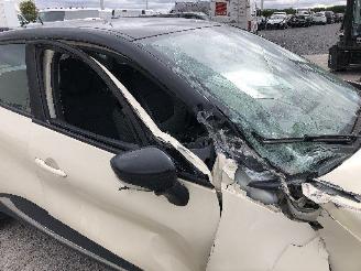 Renault Captur 0.9 TURBO picture 16