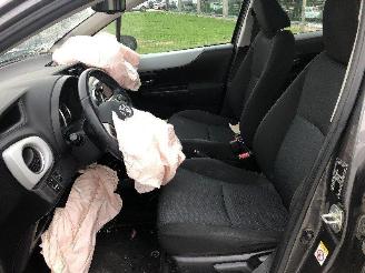 Toyota Yaris 1.5 hybride picture 6