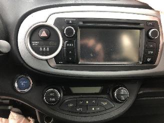 Toyota Yaris 1.5 hybride picture 14