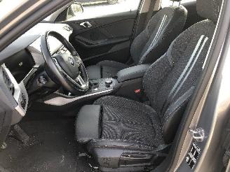 BMW 1-serie 116 I  ADVANTAGE picture 6