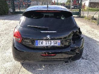 Peugeot 208 1.2 T  GT LINE picture 7