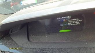 Peugeot 408 1.2 AUTOMATIQUE picture 16