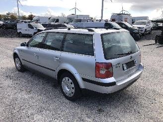 Volkswagen Passat BREAK 1.9 TDI 130 picture 3