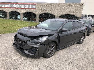 Ford Focus BREAK 1.5 TDCI ST LINE picture 3