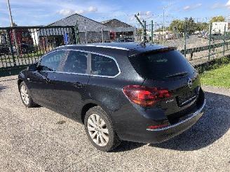 Opel Astra BREAK  1.6 CDTI picture 3