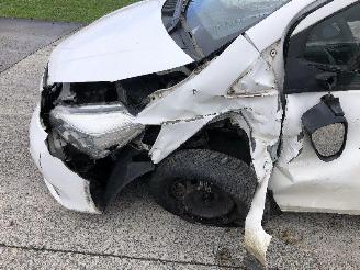 Toyota Yaris 1.0 picture 8