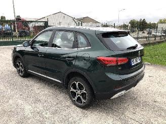 Schadeauto MG ZS 1.5  HYBRIDE + 2025/7