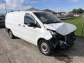 Damaged car Mercedes Vito e VITO 2024/9
