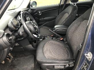 Mini Mini COOPER 1.5 D picture 7