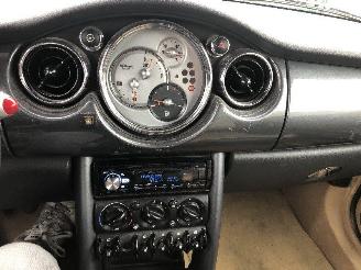 Mini Mini  CABRIO 1.6 picture 10