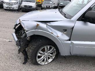Mitsubishi Pajero 3.2  di-d picture 6