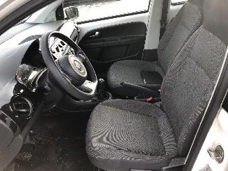 Volkswagen Up! 1.0 picture 6