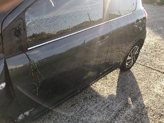 Peugeot 108 CABRIO   1.0 picture 18