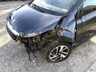 Peugeot 108 CABRIO   1.0 picture 8