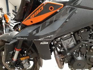 KTM 990 Super Duke  picture 22