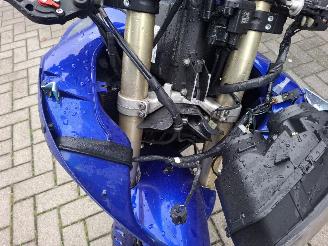 Yamaha YZF -R1  picture 18