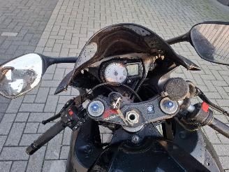 Suzuki GSX-R750  picture 15