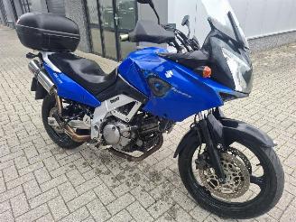Suzuki DL 650 v-strom picture 5