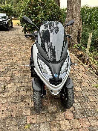 Piaggio MP3 300 310 sport picture 3