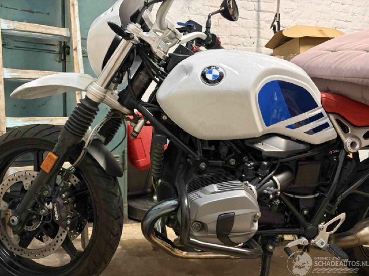 BMW  R9T urban gs