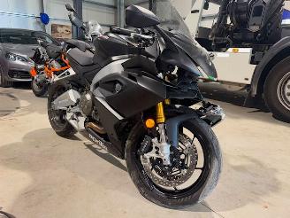 Aprilia  rs660 picture 4