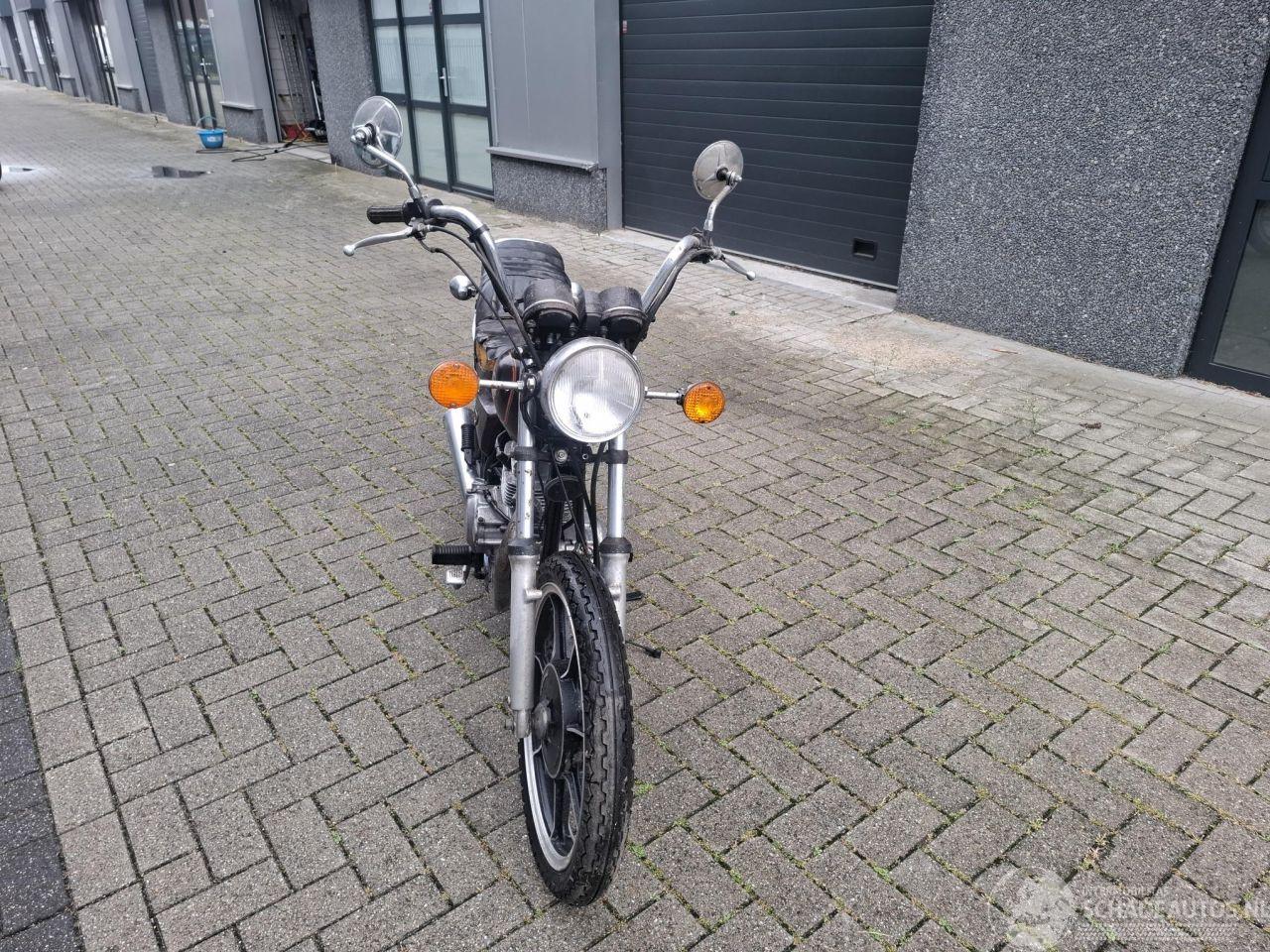 Kawasaki  250 ltd