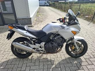 Honda CBF 600  picture 2