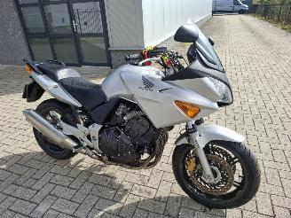 Honda CBF 600  picture 4