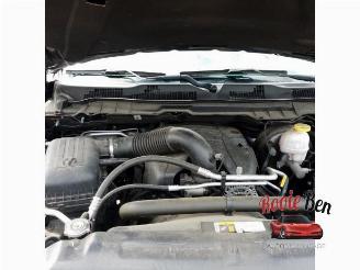 Dodge Ram 1500 Crew Cab (DS/DJ/D2), Pick-up, 2010 / 2018 5.7 Hemi V8 4x4 picture 13