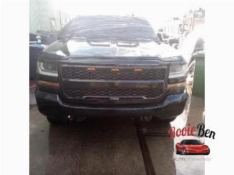 Damaged car Chevrolet Silverado Silverado 1500 Standard Cab, Pick-up, 2007 / 2013 5.3 V8 2500 4x4 Crew Cab 2018/2