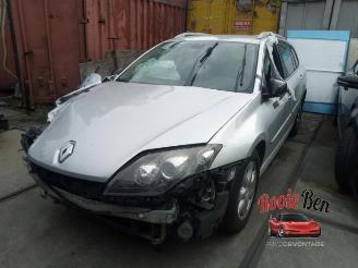 Damaged car Renault Laguna  2011/5