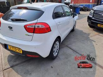 Kia Rio Rio III (UB), Hatchback, 2011 / 2017 1.2 CVVT 16V picture 6
