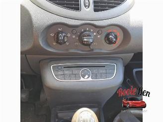 Renault Twingo Twingo II (CN), Hatchback 3-drs, 2007 / 2014 1.2 16V picture 11
