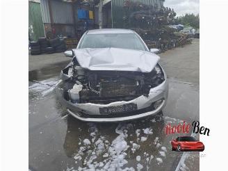 Salvage car Kia Cee d Cee'd (JDB5), Hatchback 5-drs, 2012 / 2018 1.6 GDI 16V 2014/3