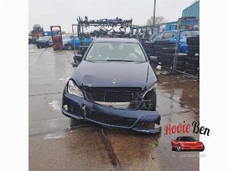 Salvage car Mercedes C-klasse C (W204), Sedan, 2007 / 2014 2.2 C-180 CDI 16V BlueEFFICIENCY 2011/10