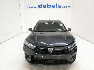 Vaurioauto  passenger cars Dacia Sandero 1.0 III ESSENTIAL 2021/3