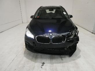 BMW 2-serie 2.0 D picture 2