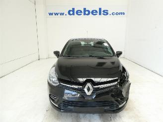 Vaurioauto  passenger cars Renault Clio 0.9 TCE ZEN 2017/7
