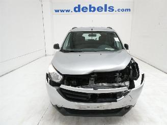 krockskadad bil auto Dacia Lodgy 1.6 LIBERTY 2017/1