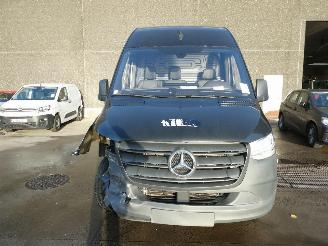 Vaurioauto  commercial vehicles Mercedes Sprinter 2.0 D 2021/9
