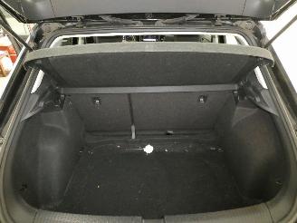 Volkswagen T-Roc  picture 15