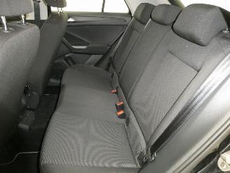 Volkswagen T-Roc  picture 14