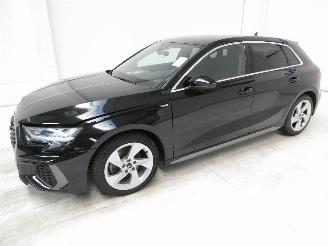 Audi A3 S-LINE picture 5