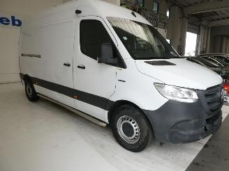 Mercedes Sprinter  picture 16