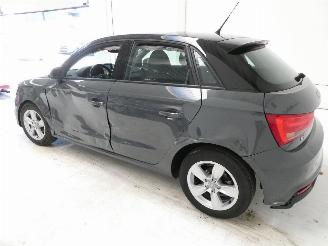 Audi A1 1.0 picture 9