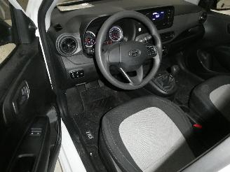 Hyundai I-10 1.0 picture 13