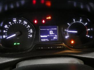 Opel Vivaro 1.5D picture 18