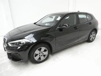 BMW 1-serie 1.5I picture 4