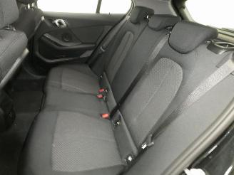 BMW 1-serie 1.5I picture 17